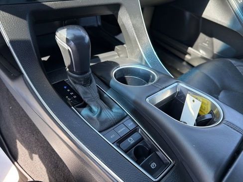 Used 2022 Toyota Avalon Limited w/ Advanced Safety Package image 20