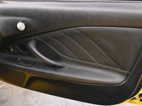 Used 2001 Honda S2000 image 14