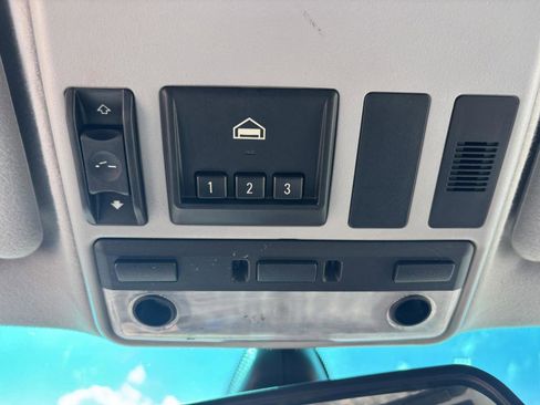 Used 2002 BMW X5 3.0i image 17