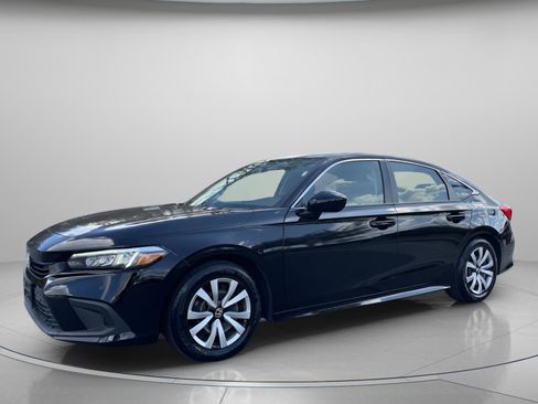 Used 2023 Honda Civic LX image 2