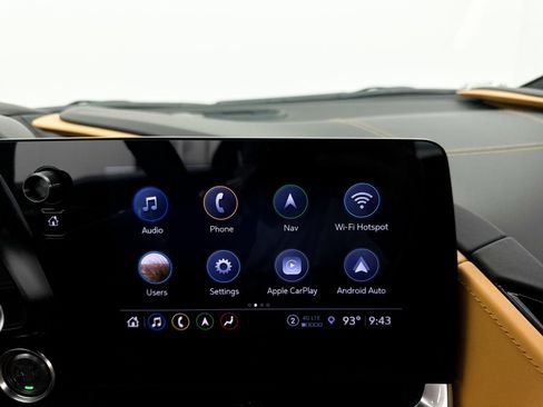 Used 2022 Chevrolet Corvette Stingray Premium Cpe w/ Z51 Performance Package RWD image 27
