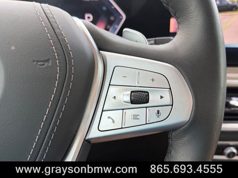 Used 2026 BMW X7 xDrive40i AWD/4WD image 30