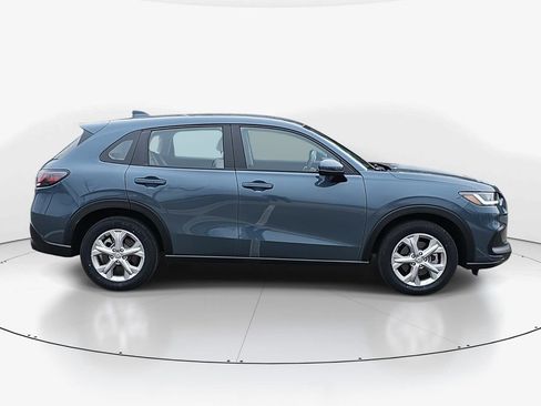 Used 2024 Honda HR-V LX image 9