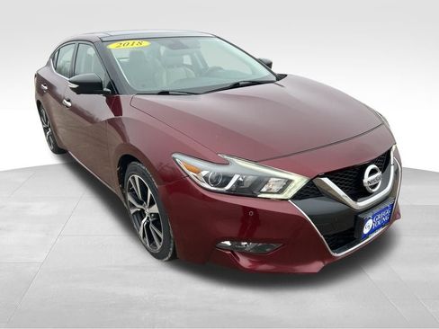 Used 2018 Nissan Maxima Platinum image 10