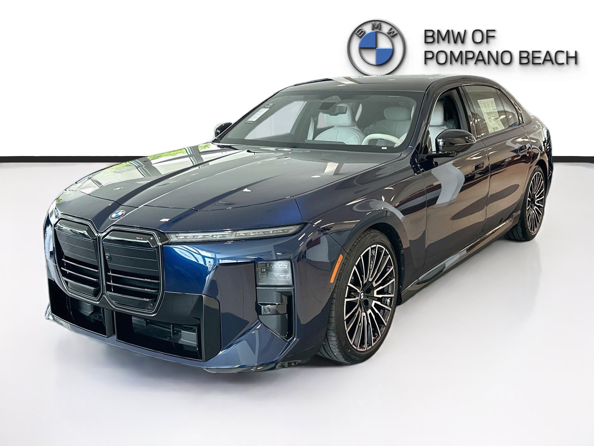 New 2027 BMW 740i w/ Executive Package RWD image 3