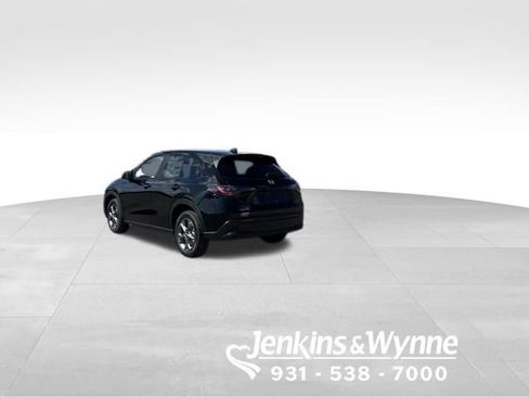 New 2026 Honda HR-V LX image 2