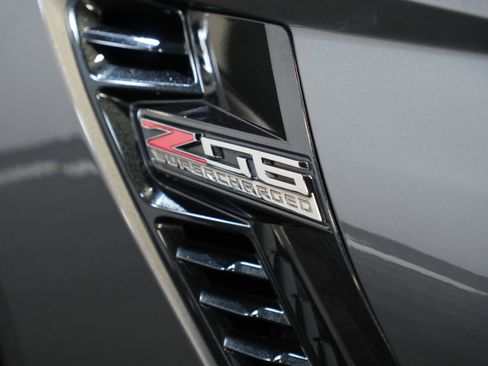 Used 2015 Chevrolet Corvette Z06 w/ 3LZ Preferred Equipment Group image 20