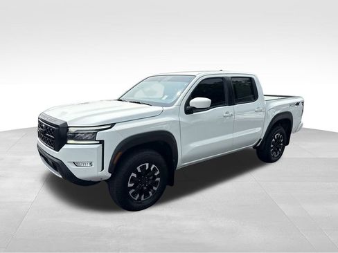 Used 2024 Nissan Frontier PRO-4X w/ Off-Road Protection Package image 7