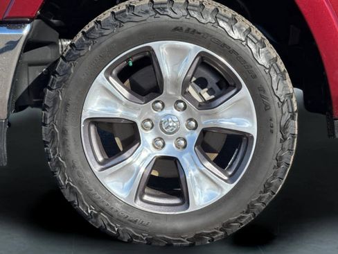 Used 2020 RAM 1500 Laramie image 30