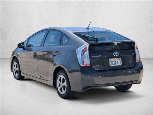 Used 2014 Toyota Prius Three FWD image 8