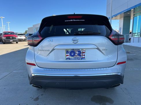Used 2022 Nissan Murano S image 6