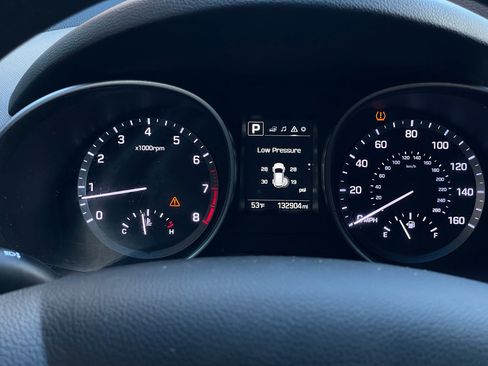 Used 2018 Hyundai Santa Fe Sport image 32