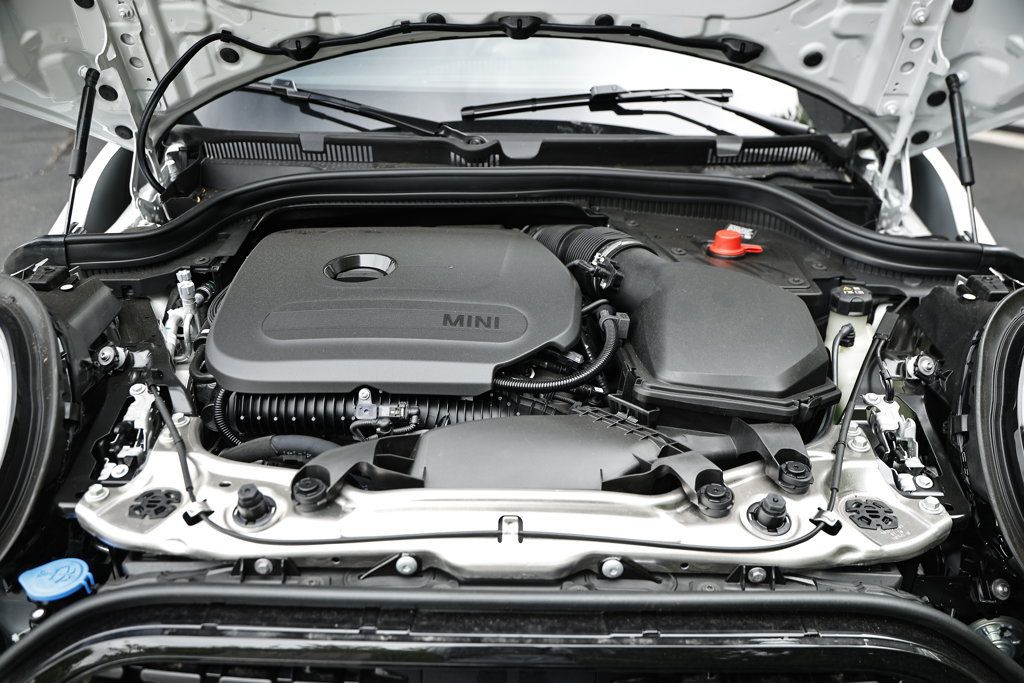 New 2026 MINI Cooper 4-Door Hardtop FWD image 33