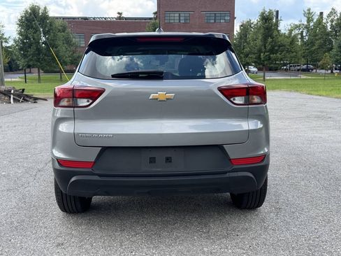 Used 2024 Chevrolet TrailBlazer LS FWD image 8