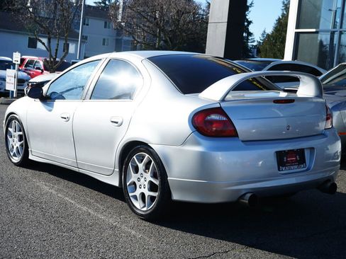 Used 2004 Dodge Neon image 3