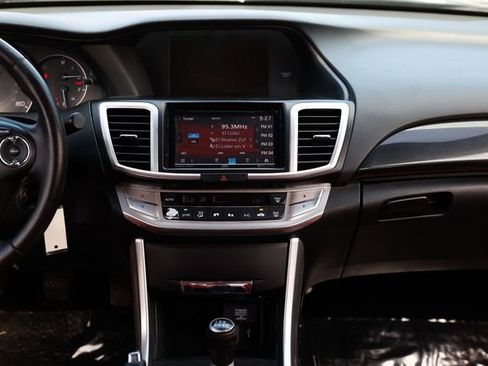 Used 2014 Honda Accord Sport image 38