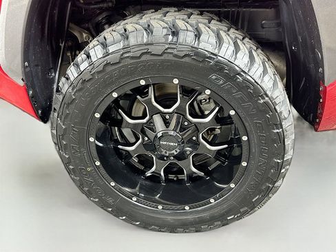Used 2023 Toyota Tundra 1794 Edition image 32