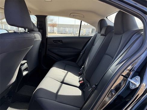 Certified 2025 Toyota Corolla LE image 25