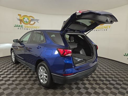 Used 2022 Chevrolet Equinox LS w/ LS Convenience Package image 30