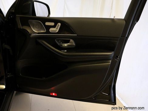 Used 2021 Mercedes-Benz GLE 350 4MATIC image 35