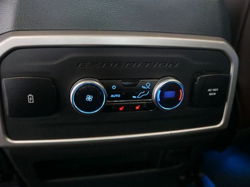 Used 2024 Ford Expedition Max Limited image 26