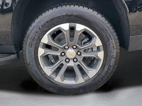 New 2026 Chevrolet Suburban LT w/ Comfort Package RWD image 36