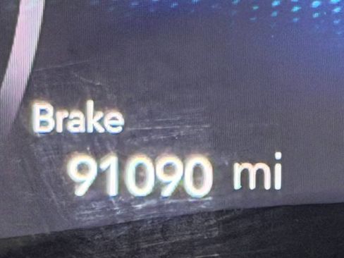 Used 2017 Chrysler Pacifica Platinum FWD image 25