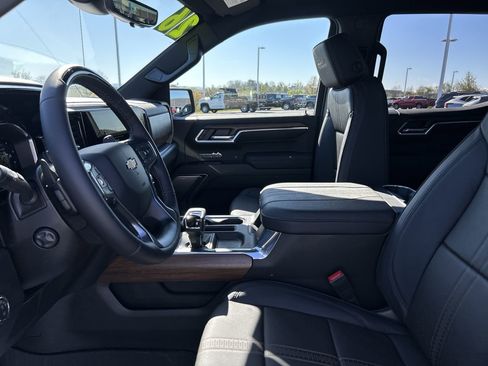 New 2026 Chevrolet Silverado 1500 High Country w/ Technology Package AWD/4WD image 22