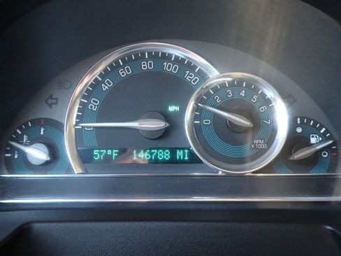 Used 2011 Chevrolet HHR LS image 31