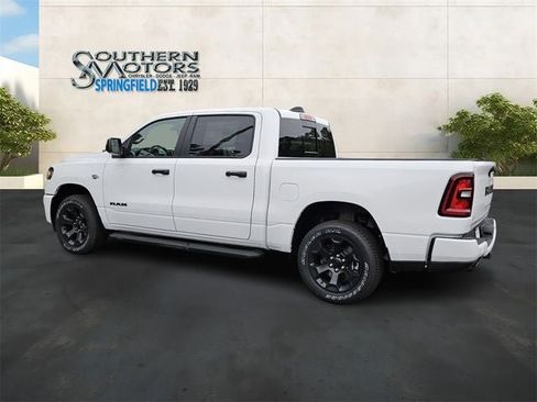 New 2026 RAM 1500 Express AWD/4WD image 3