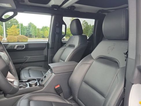 Used 2026 Ford Bronco Badlands AWD/4WD image 13