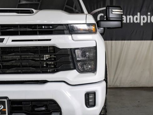 Used 2024 Chevrolet Silverado 3500 LT w/ Convenience Package image 40