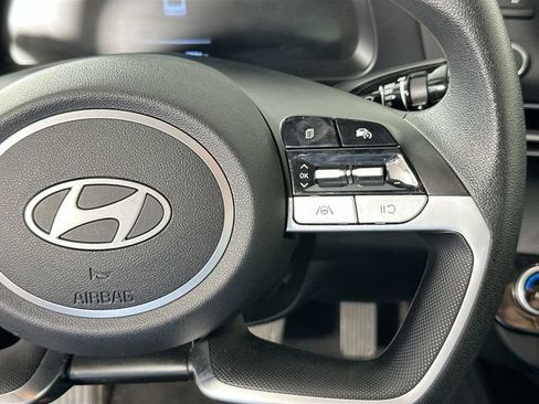 Used 2026 Hyundai Elantra Hybrid FWD image 21