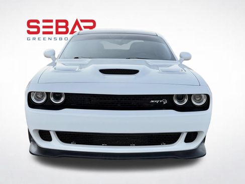 Used 2020 Dodge Challenger SRT Hellcat w/ Plus Package RWD image 17