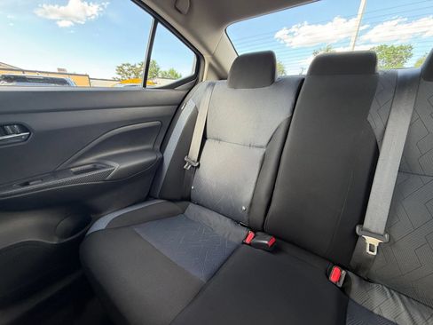 Used 2025 Nissan Versa SV FWD image 37