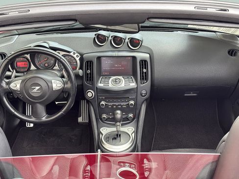 Used 2013 Nissan 370Z Touring w/ Sport Pkg RWD image 31