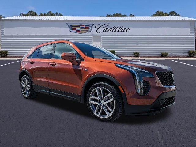 Used 2019 Cadillac XT4 Sport FWD image 2