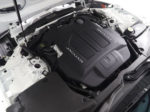 Used 2022 Jaguar F-TYPE R-Dynamic AWD/4WD image 25