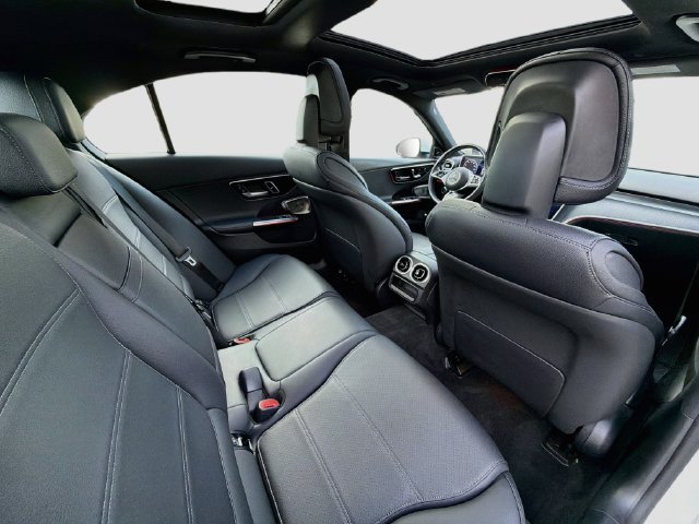 Used 2023 Mercedes-Benz C 300 Sedan image 26