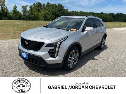 Used 2019 Cadillac XT4 Sport FWD image 1