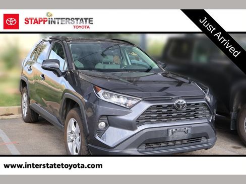 Used 2021 Toyota RAV4 XLE AWD/4WD image 1