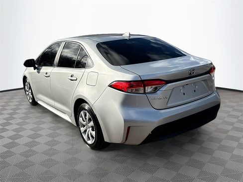 Used 2024 Toyota Corolla LE image 8