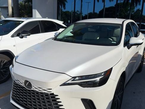 Used 2023 Lexus RX 350 FWD image 3