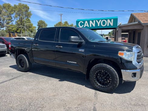 Used 2014 Toyota Tundra SR5 w/ SR5 Upgrade Package AWD/4WD image 3