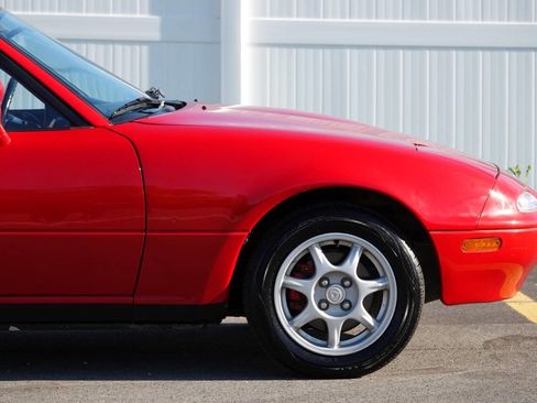 Used 1996 MAZDA MX-5 Miata M-Edition RWD image 23
