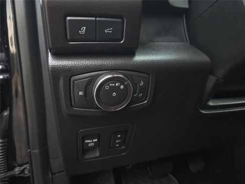 Used 2019 Ford Expedition Max Limited w/ Equipment Group 303A RWD image 25