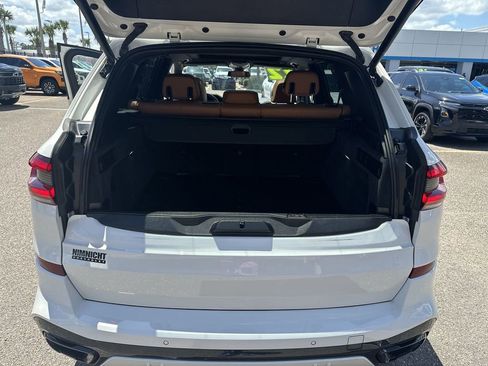Used 2022 BMW X5 sDrive40i w/ M Sport Package RWD image 30