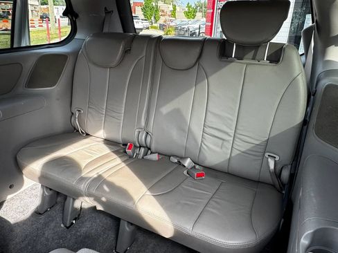 Used 2012 Kia Sedona EX w/ Luxury Pkg FWD image 20