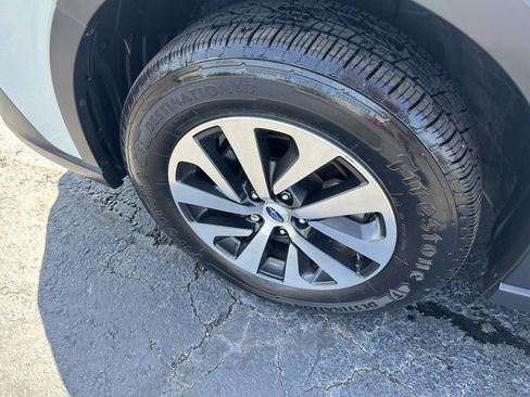 Used 2020 Subaru Outback Premium image 11