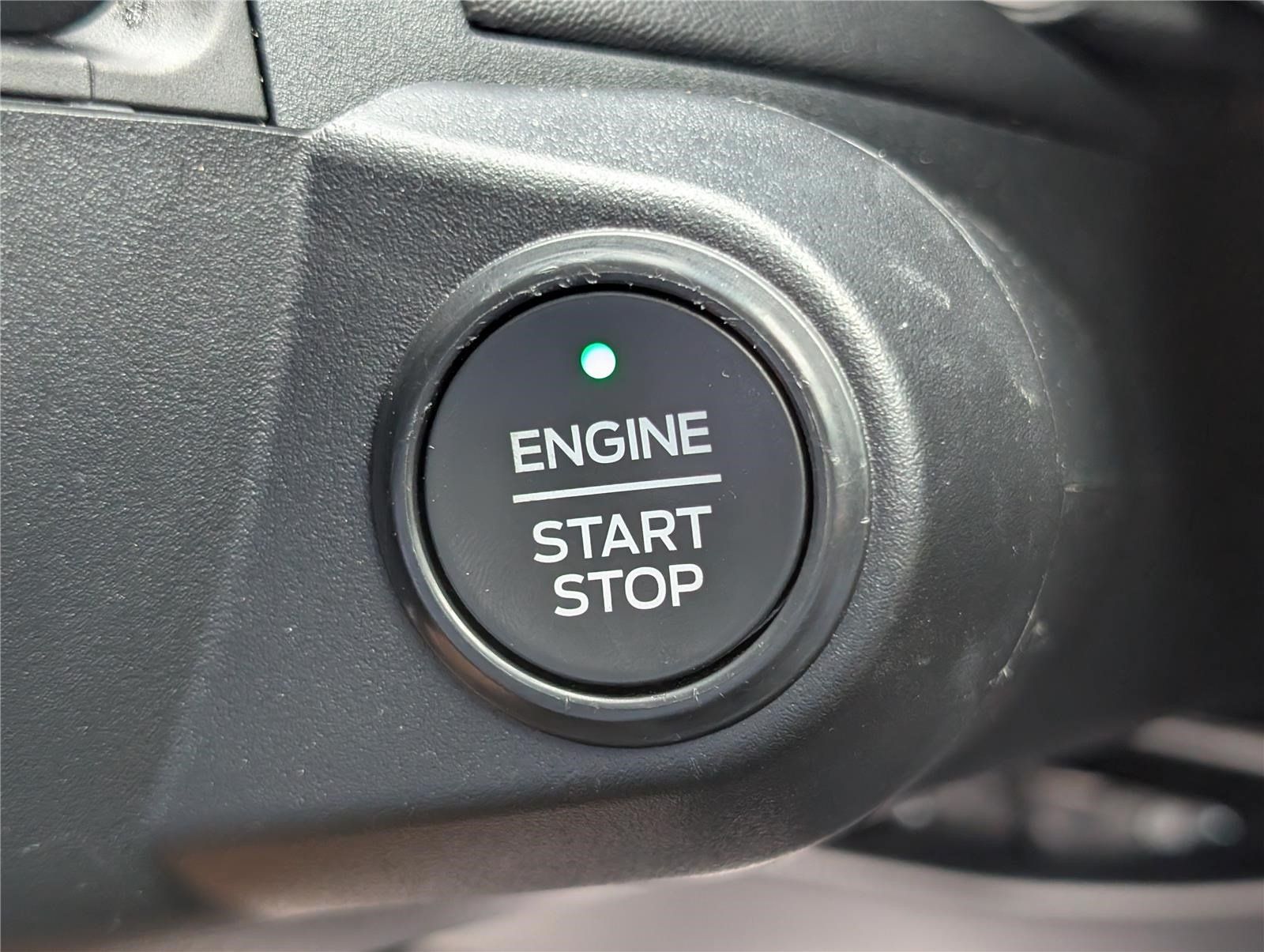 Used 2025 Ford Ranger Lariat w/ FX4 Off-Road Package AWD/4WD image 24